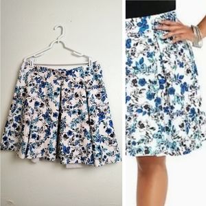 TORRID Scuba Skater Skirt Women's 1X White & Blue Floral Pleated Casual